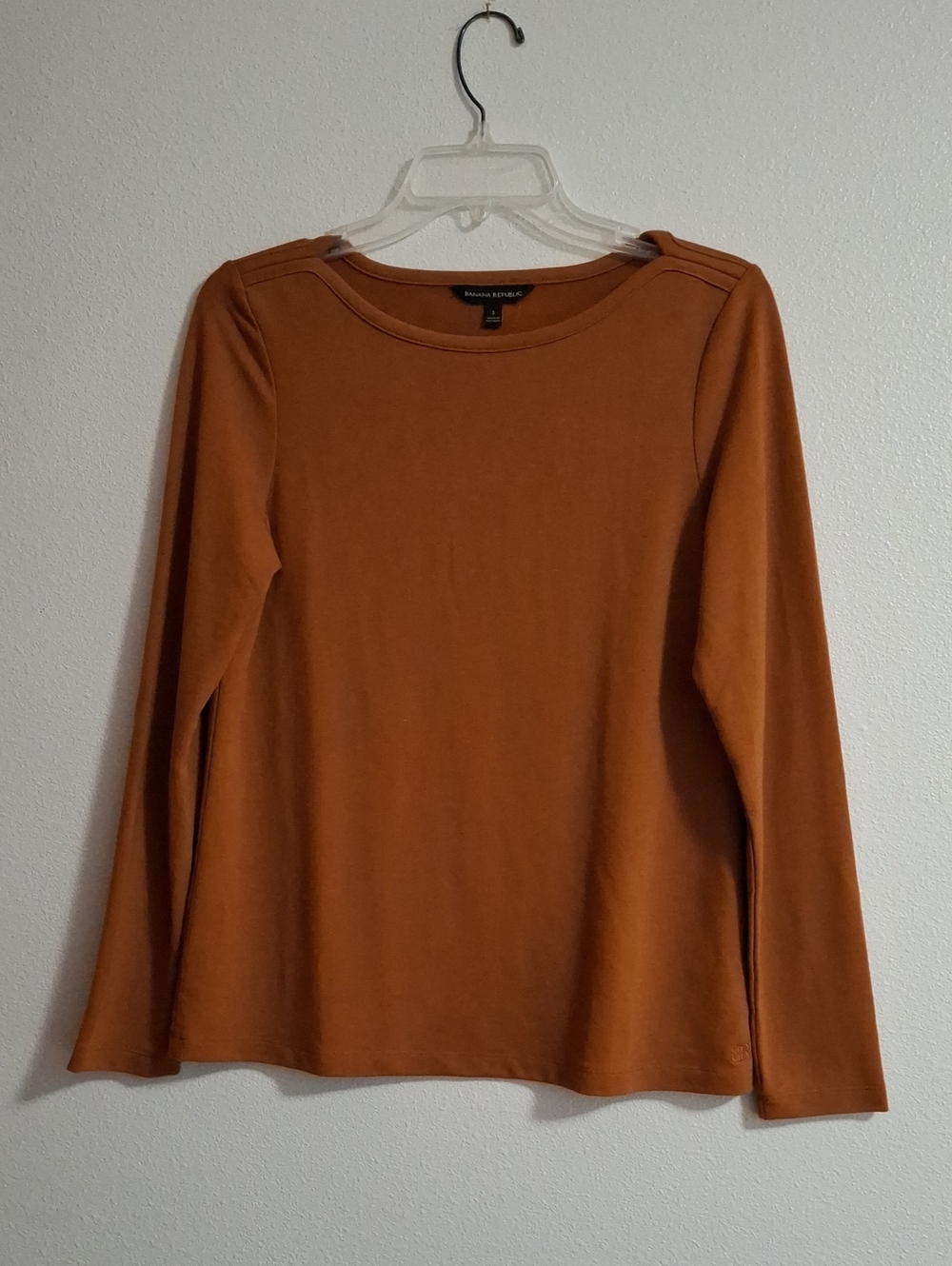 Banana Republic Women's Long Sleeve Crewneck Top - Size Small